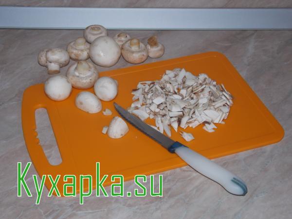 Вкусные куриные котлеты с грибами 